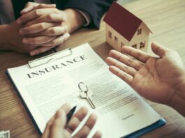 Customers buying houses are negotiating about the cost of home insurance with agents.